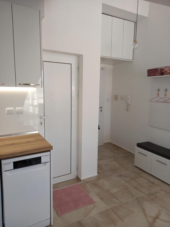 Perla 2 Studio Apartment Бургас Екстериор снимка